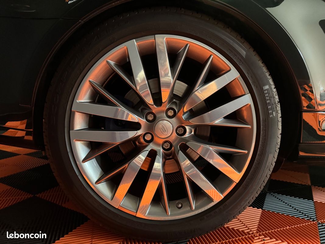 LAND ROVER RANGE ROVER SPORT V8 5.0 550 CH SVR / ORIGINE FRANCE / TOIT OUVRANT / MERIDIAN / CAMÉRA / SUIVI LAND ROVER COMPLEt (image 19)