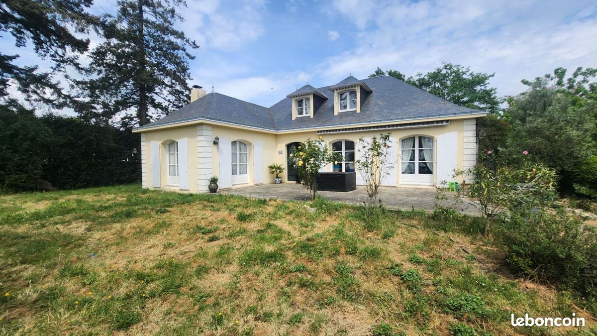 Maison 6 pièces 141 m² · à Le Temple-de-Bretagne · 141 m² · 360 000 €
