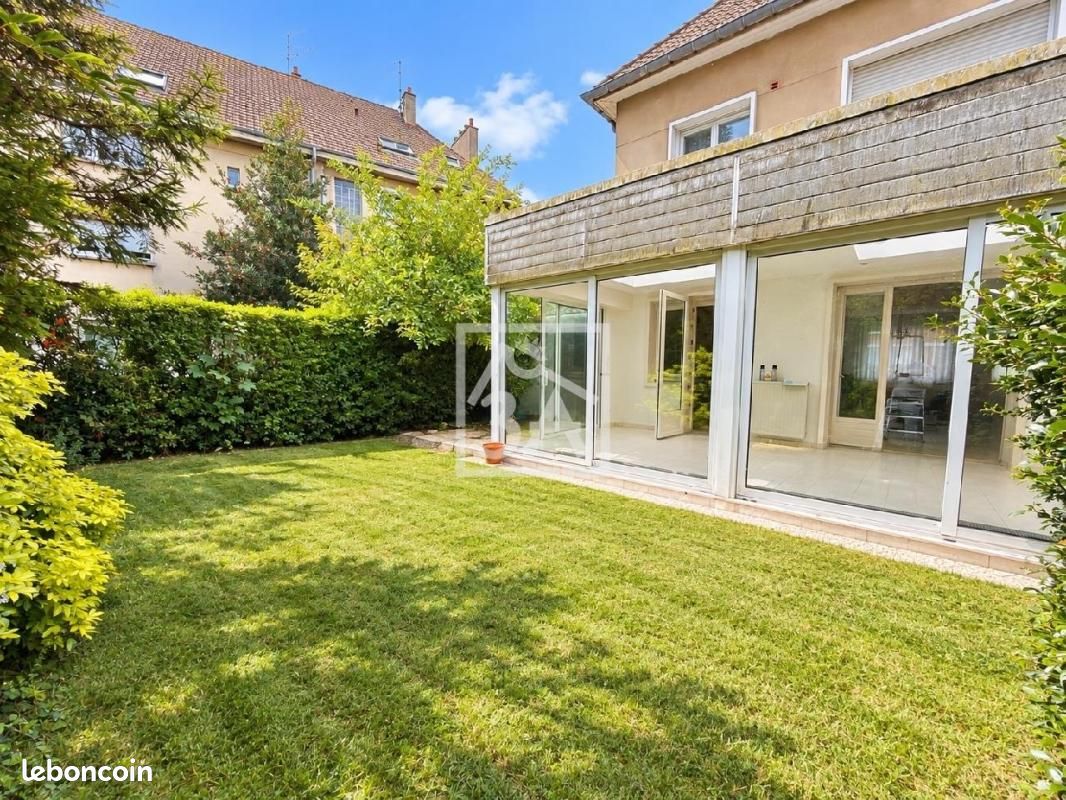 Maison 6 pièces 148 m² · à Calais · 148 m² · 297 880 €