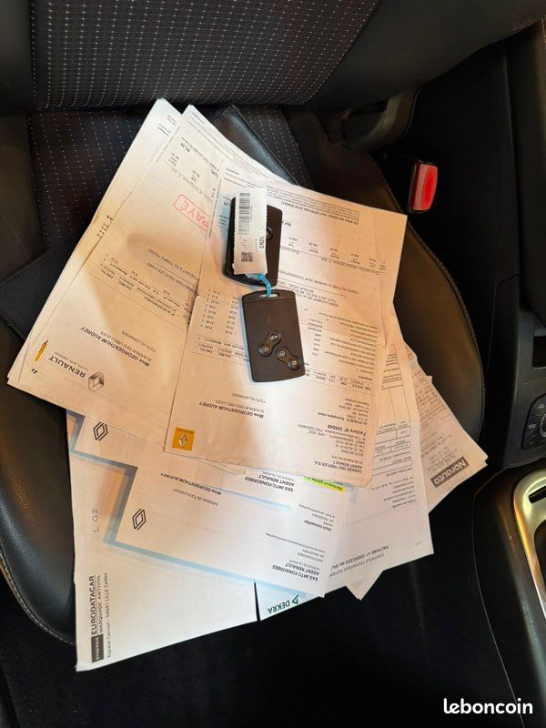 Renault scenic 1.6l dci 130ch bose 151000km an 2013 (image 5)
