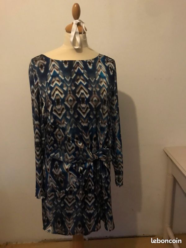 Tres belle robe marque Charlize taille 38 (image 4)