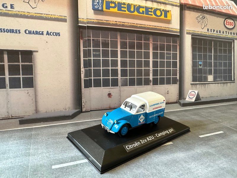 Citroën 2 cv AZU - Camping gaz miniature 1/43 (image 1)