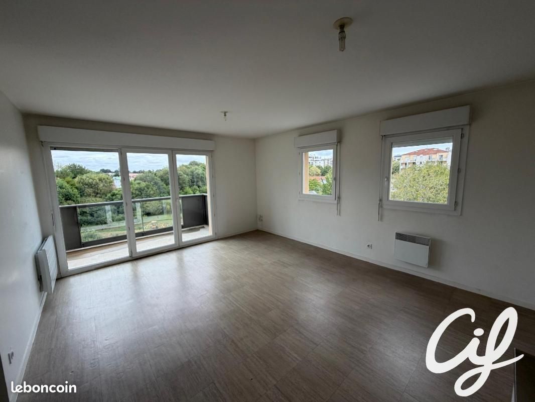Appartement 3 pièces 60 m² · à La Roche-sur-Yon · 60 m² · 138 000 €