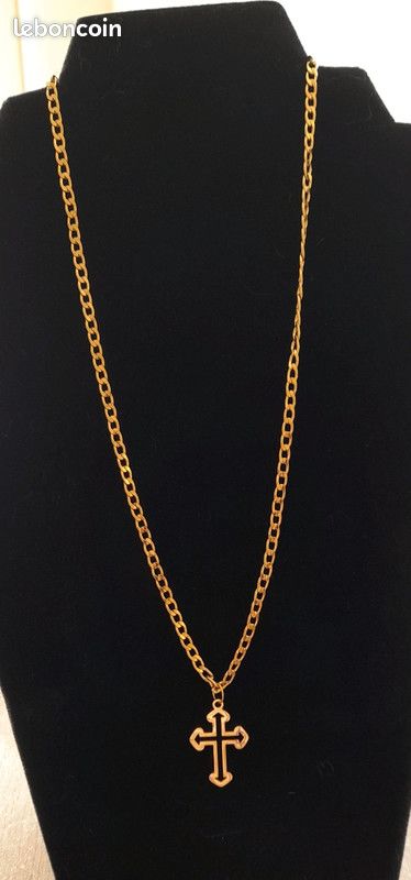 Collier croix doré acier inoxydable (image 3)