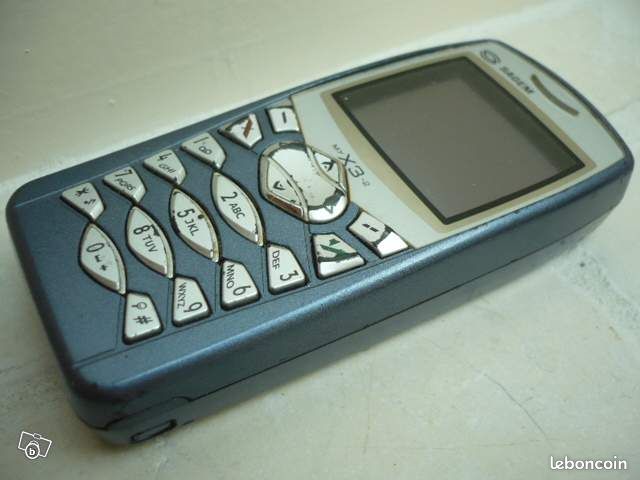 Téléphone X3-2, Chargeur et kit main libre SAGEM (image 2)