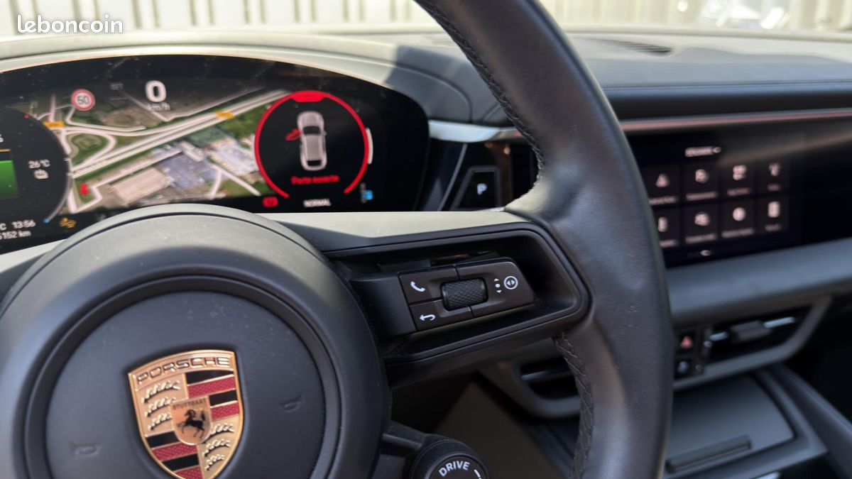 PORSCHE MACAN 4 - 100% Electric - 408 CH - Autonomie 611 km (image 21)