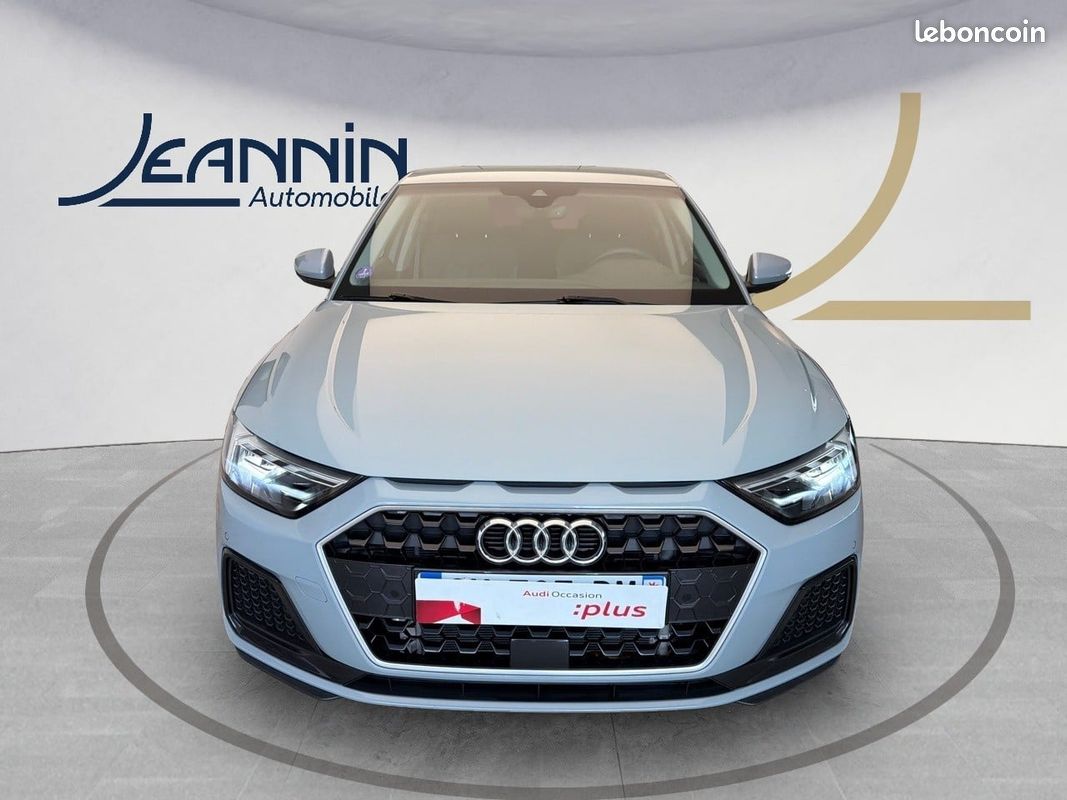 AUDI A1 Sportback 30 TFSI 116 ch S tronic 7 Avus (image 8)