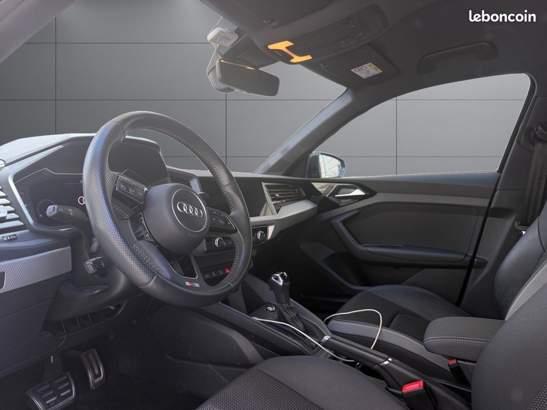 AUDI A1 SPORTBACK 30 TFSI 116 ch S tronic 7 S line (image 2)