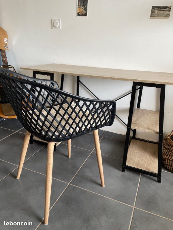 Bureau + Chaise (image 1)
