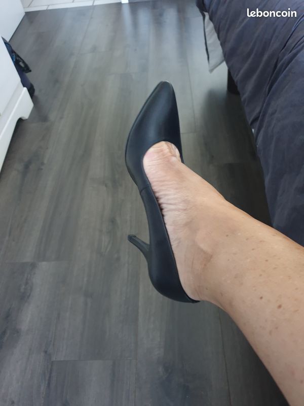 Escarpins noirs (image 2)