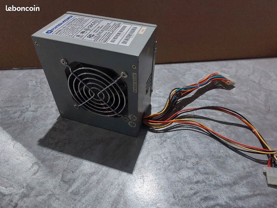 Alimentation PC (image 1)