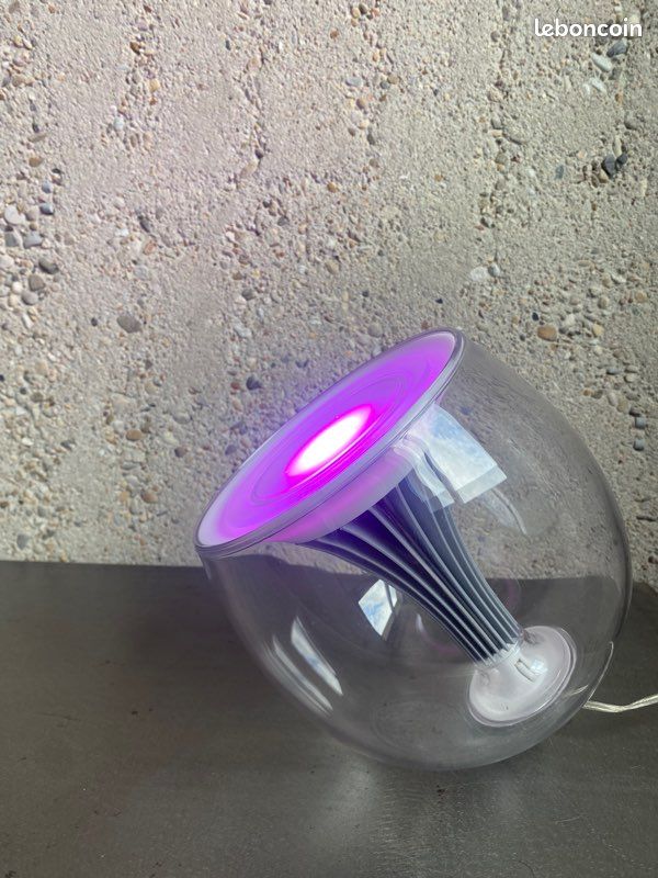 Lampe d’ambiance Philips multi couleurs (image 2)