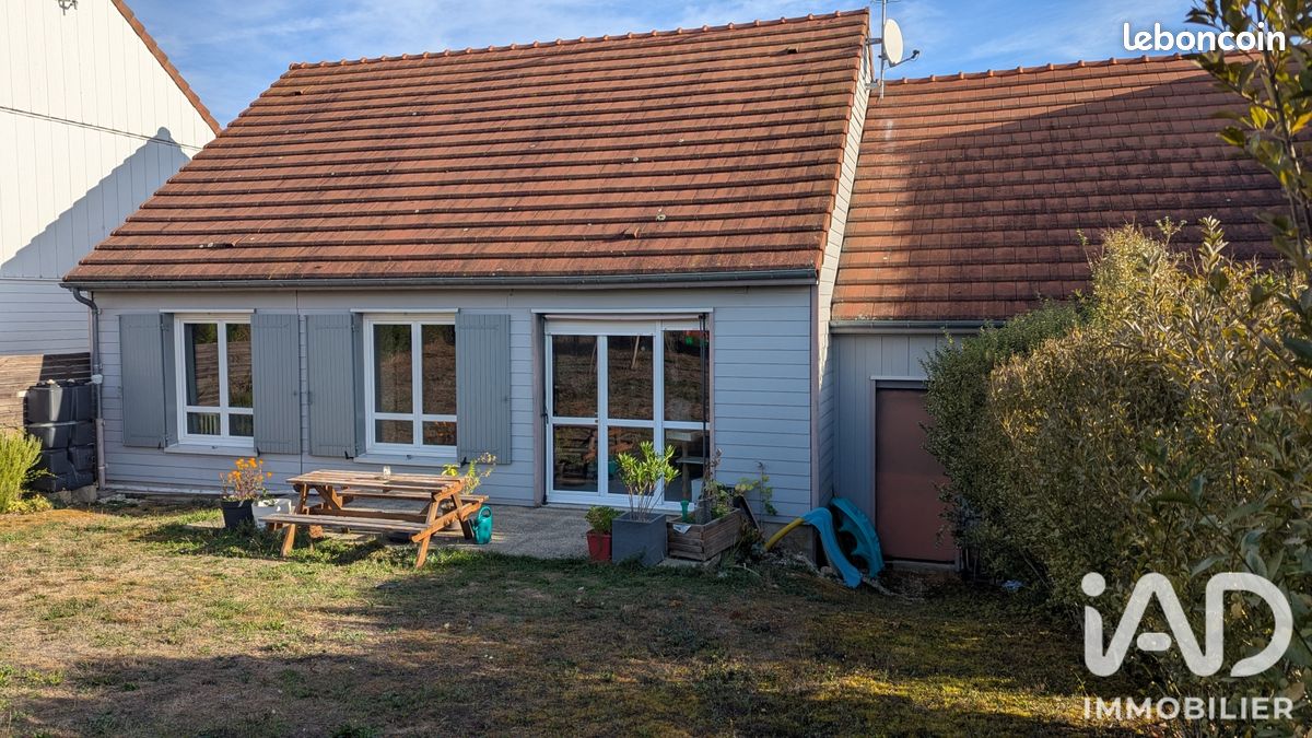 Maison 3 pièces 70 m² · à Escolives-Sainte-Camille · 70 m² · 125 000 €