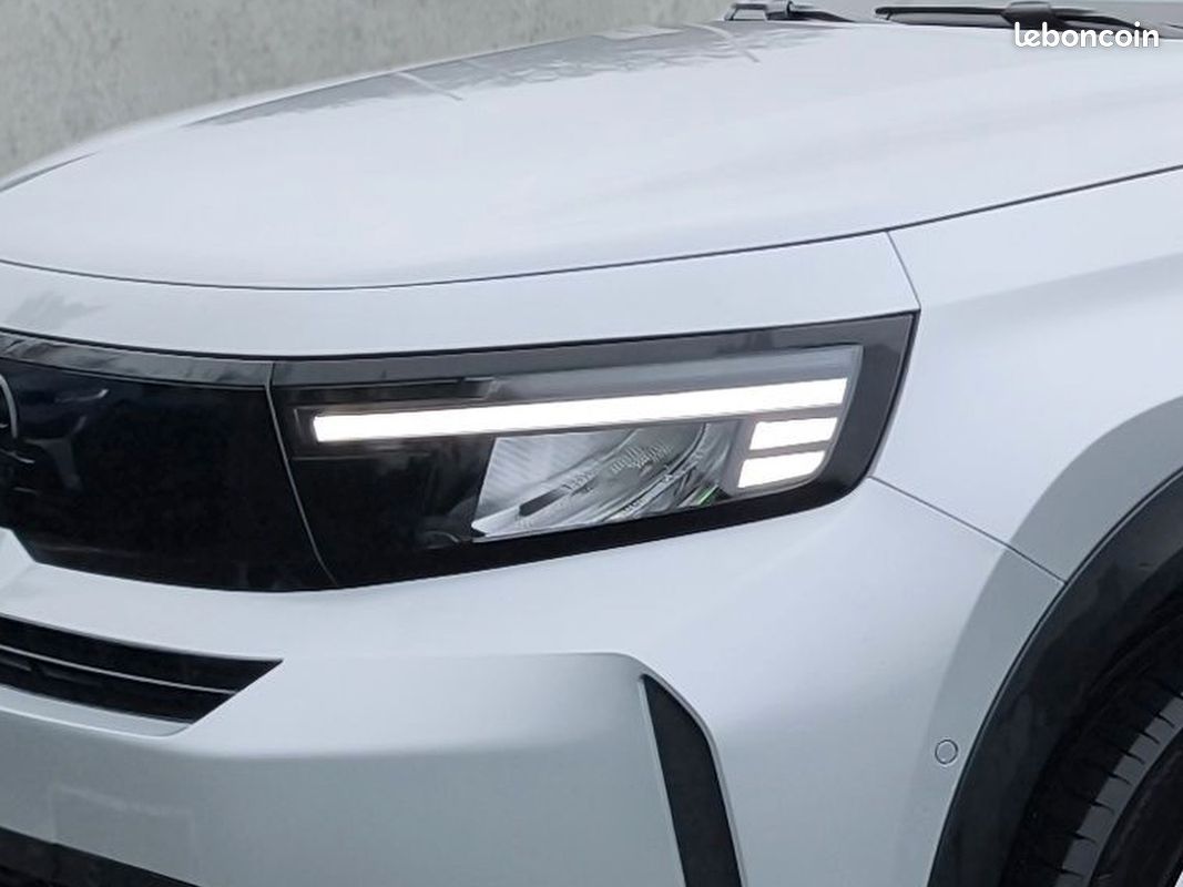 Opel Frontera 1.2 TURBO HYBRID 110CV GS - 10 KMS (image 3)
