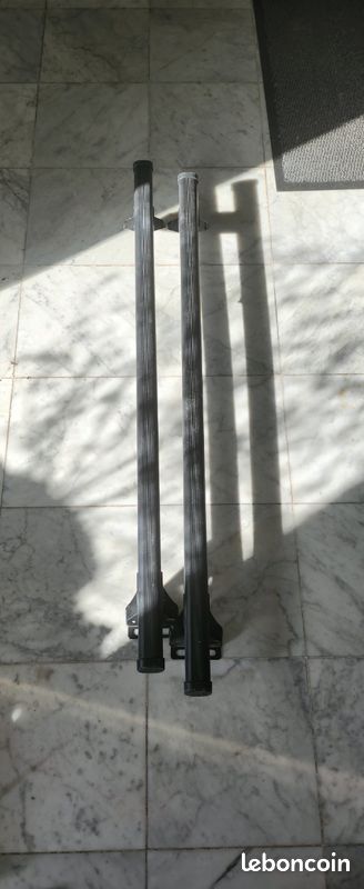Lot De 2 Barres De Toit OMAC Pour Opel Astra H Caravan Break L35 - Acier Noir Aérodynamique Multifonction