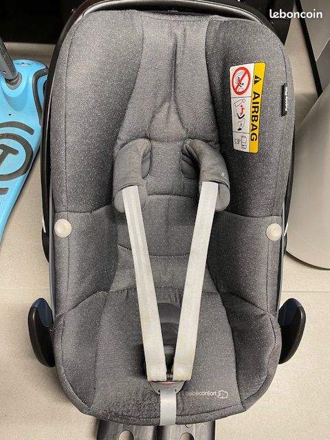 Cosy bébé confort Peeble+ avec bases isofix (image 1)