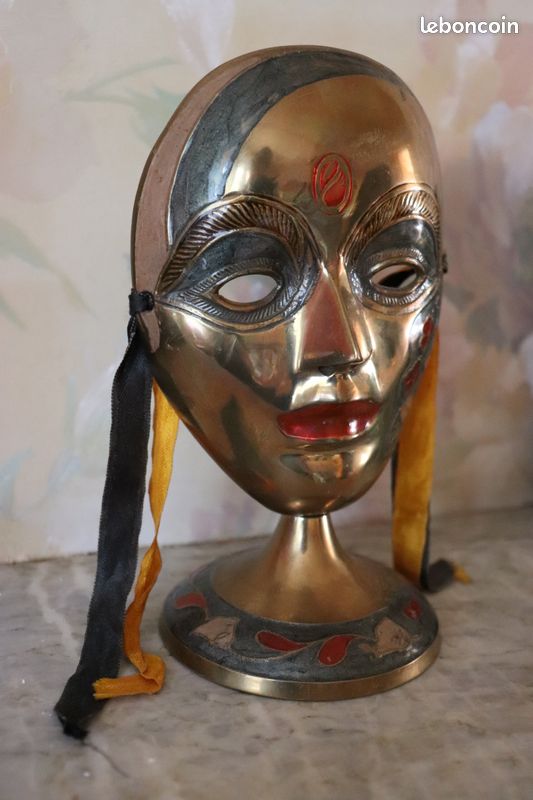 URGENT - Masque décoratif vénitien (image 2)