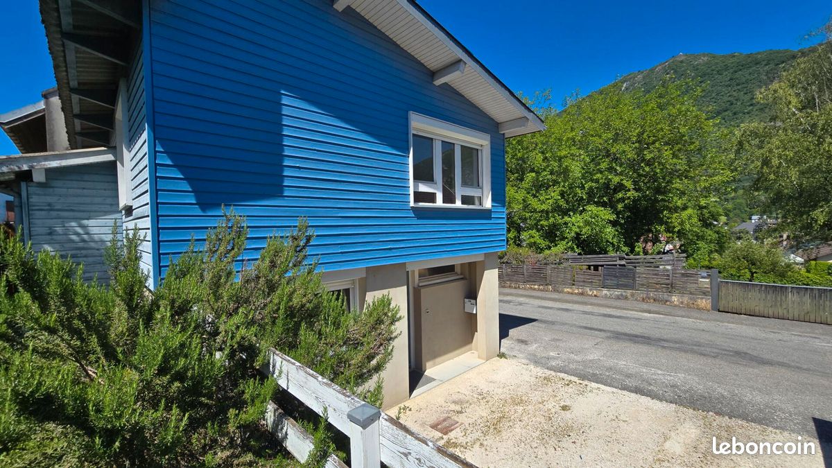 Maison 3 pièces 74 m² · à Challes-les-Eaux · 74 m² · 319 000 €