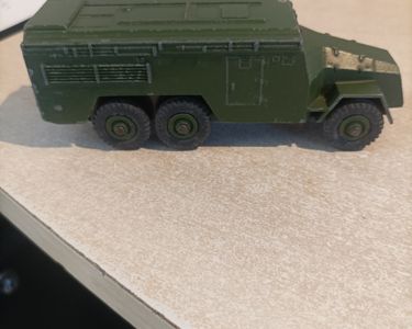 Dinky Toys - Véhicule militaire miniature (2) - 823 & 677 - Cuisine