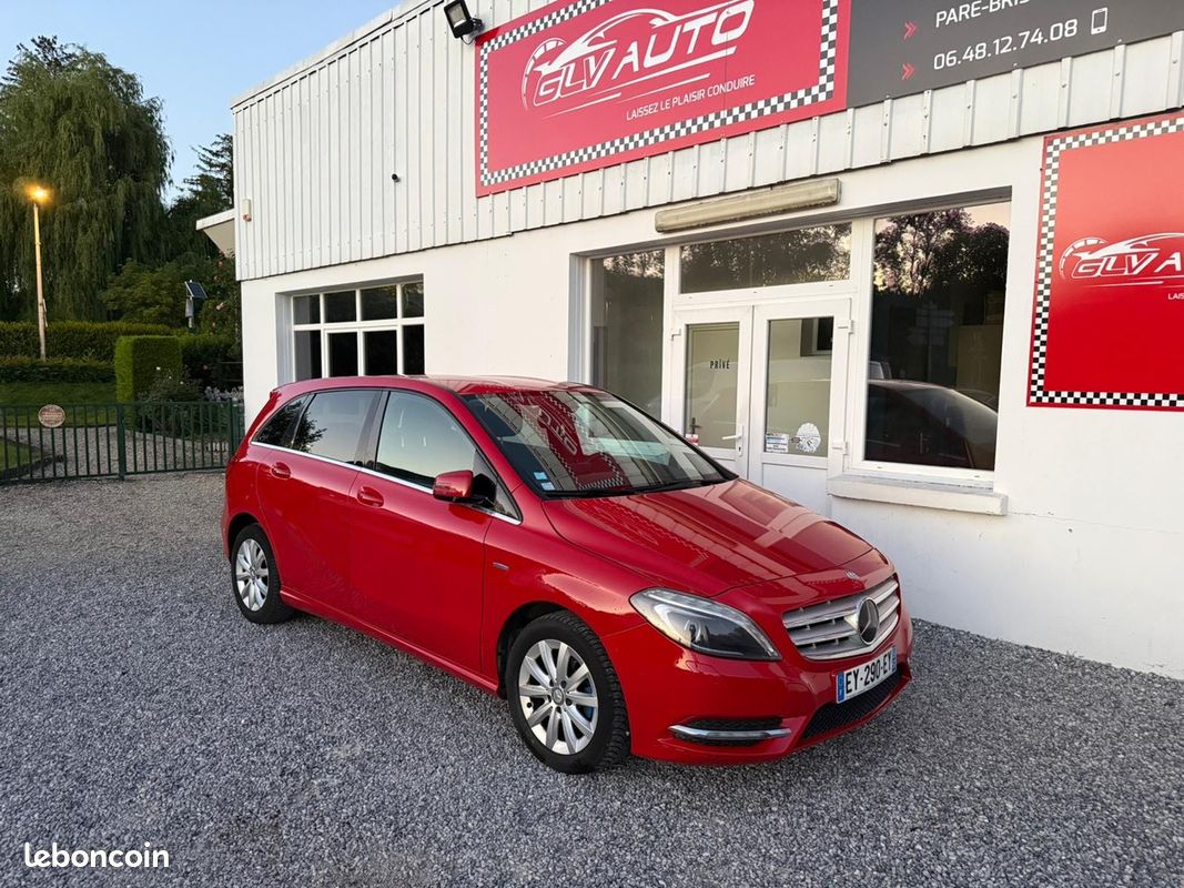 Mercedes-Benz Classe B 180 cdi 110CV 9 (image 4)