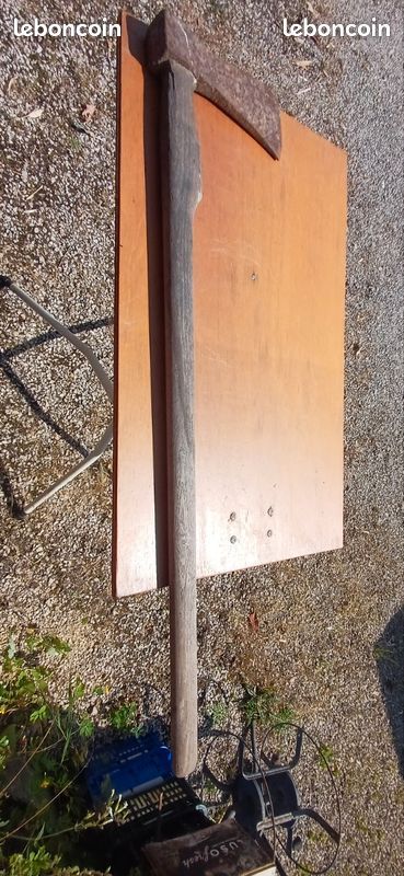 Grande hache en bois 105 cm (image 2)