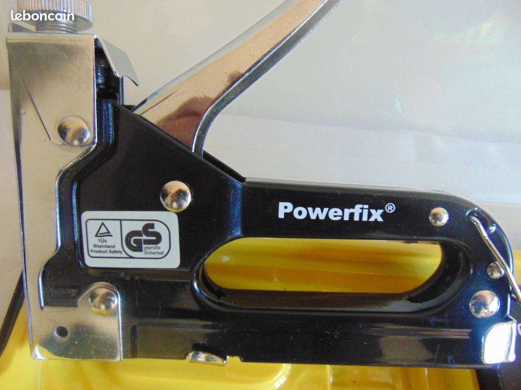 Agrafeuse a main (image 2)