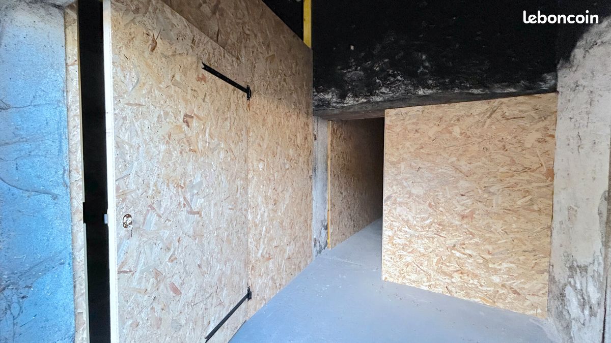 Parking 10 m² · à Blaye · 10 m² · 80 €/mois
