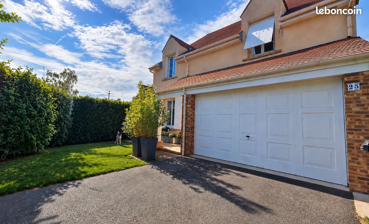 Maison 6 pièces 135 m² · à Lésigny · 135 m² · 430 000 €