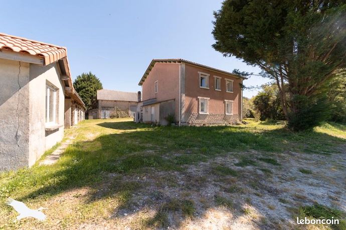 Maison 6 pièces 160 m²