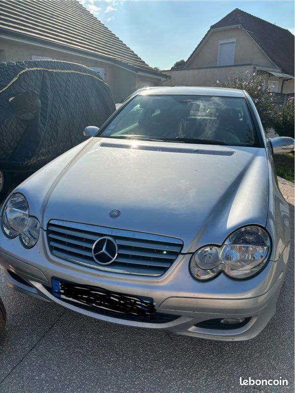 Mercedes C180 Kompressor (image 1)