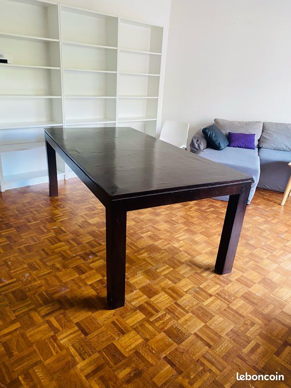 Grande table en bois (image 2)