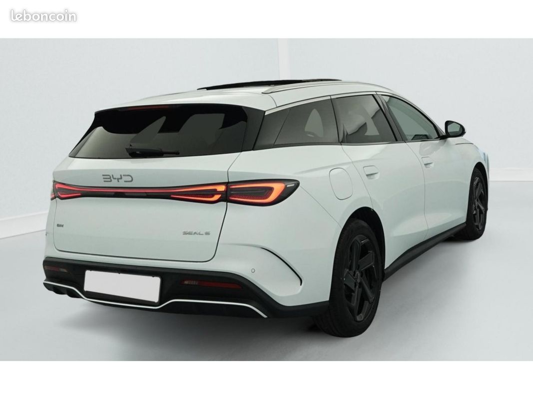 BYD SEAL 6 Touring 1.5 DM-I 212 PHEV Comfort à -24% (image 3)