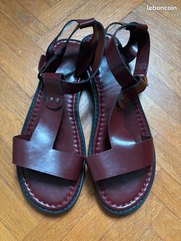 Sandales taille 43 (image 1)
