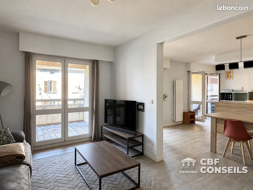 Appartement 4 pièces 100 m² · à Clermont-Ferrand · 100 m² · 1 350 €