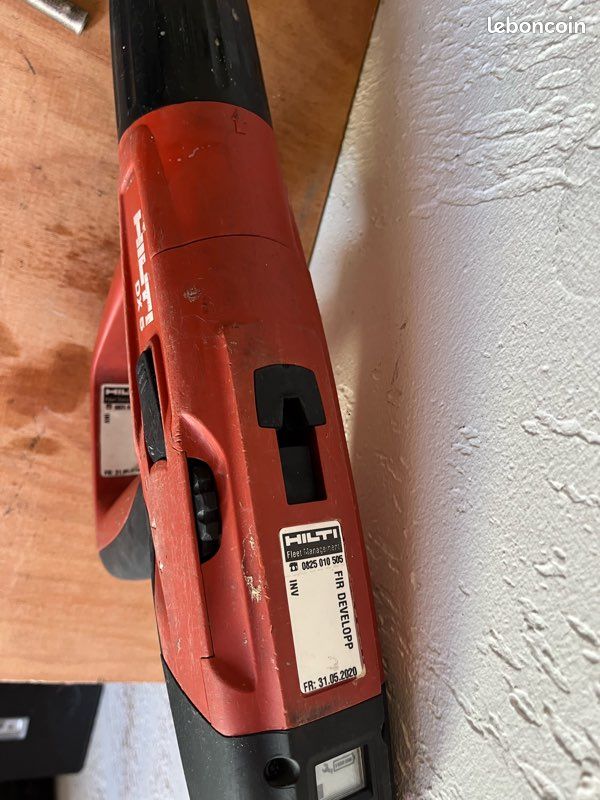 Test, avis et prix : Cloueur à poudre HILTI DX 5-MX | Zone Outillage