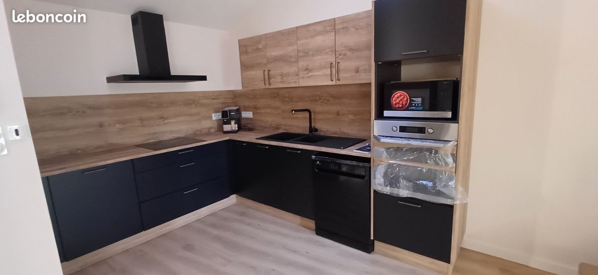 Appartement 3 pièces 80 m² · à Réalmont · 80 m² · 750 €/mois