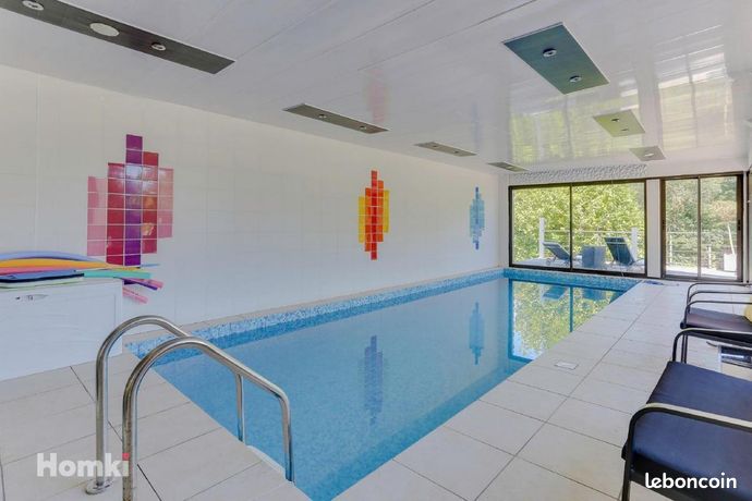 Maison 8 pièces 249 m²