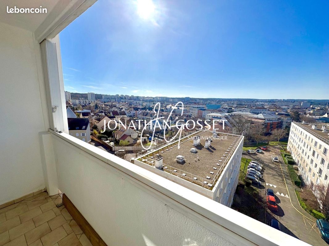 Appartement 2 pièces 45 m² · à Poissy · 45 m² · 165 000 €