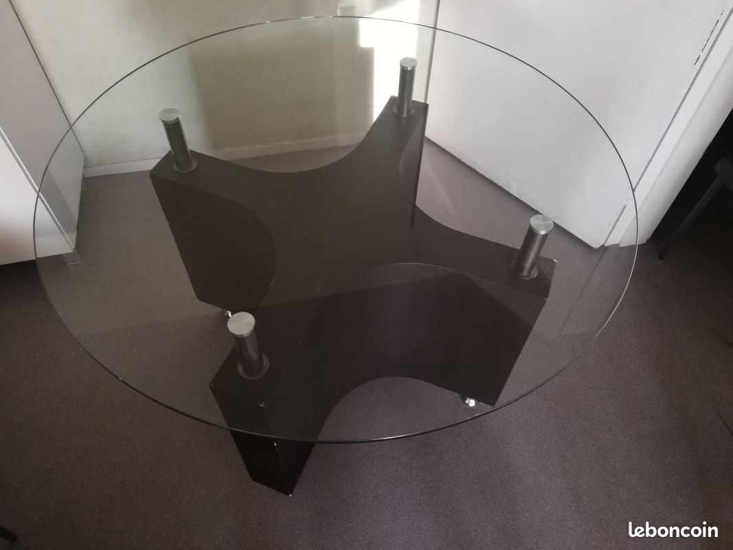 Table en verre (image 1)