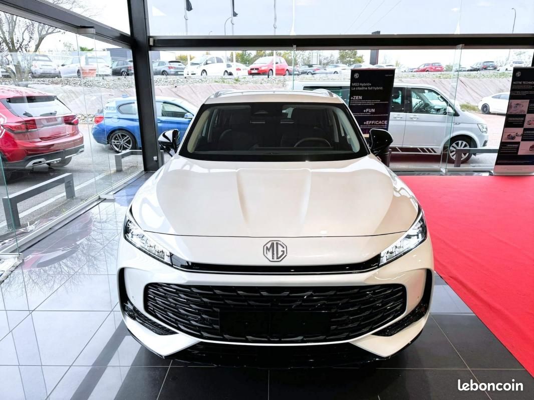 MG EHS III 1.5T GDI HYBRIDE RECHARGEABLE PHEV LUXURY 272 ch 5p (image 2)