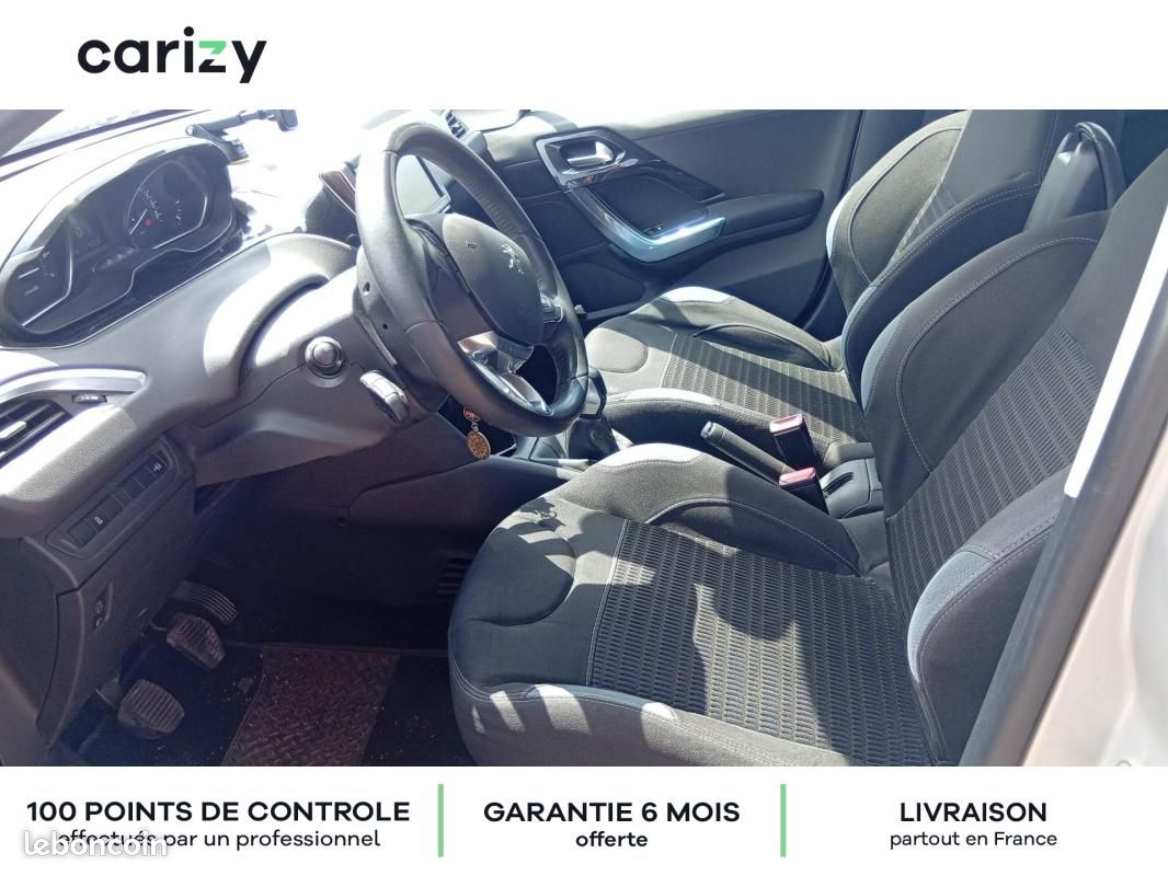 Peugeot 208 1.2 VTi 82ch BVM5 Allure (image 17)