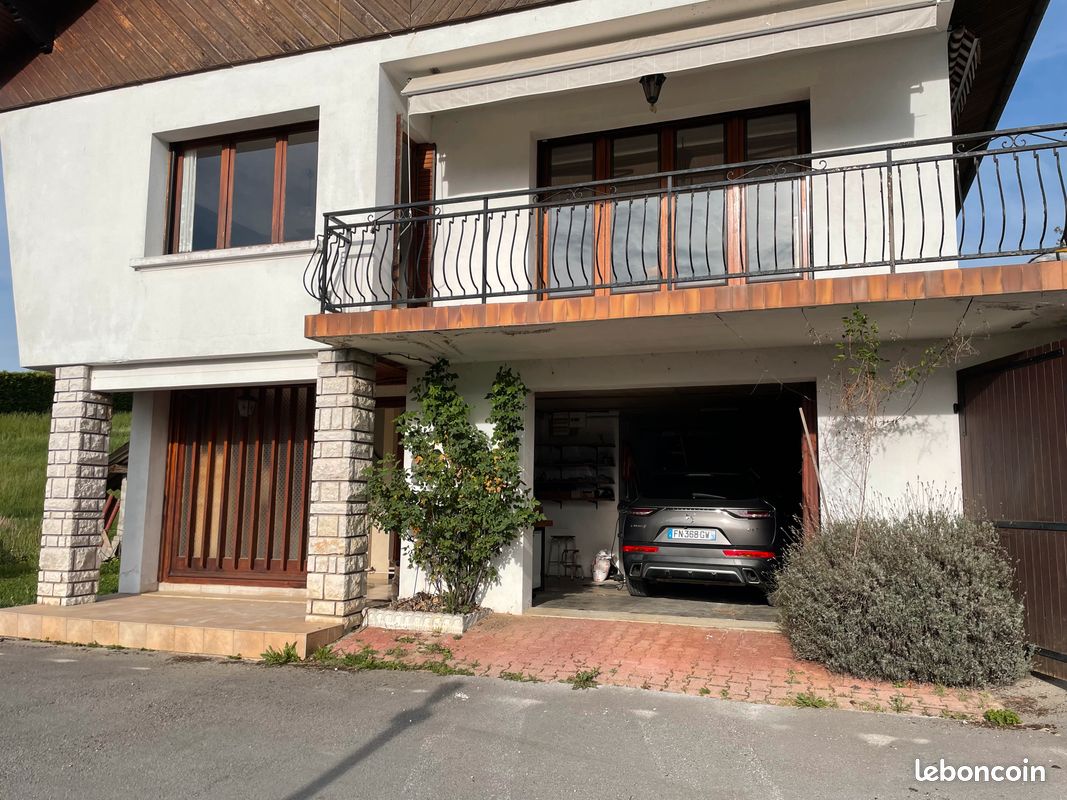 Maison 7 pièces 131 m² · à Martignat · 131 m² · 260 000 €
