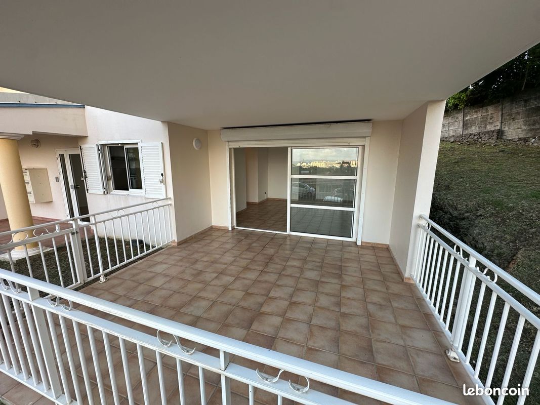 Appartement 3 pièces 75 m² · à Fort-de-France · 75 m² · 1 100 €/mois