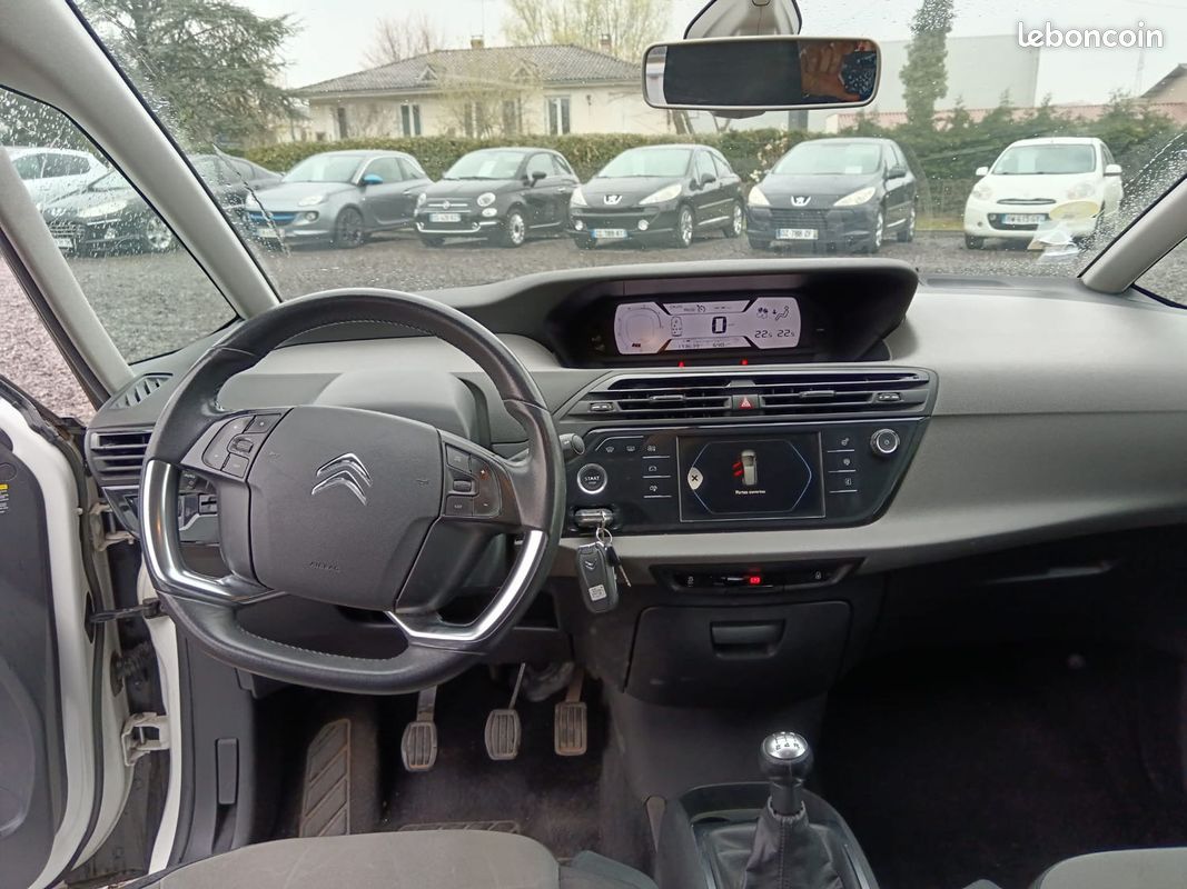 CITROEN GRAND C4 PICASSO 7 PLACES 1.6 BLUEHDI / DISTRIBUTION NEUVE / CT OK / Suivi Citroën (image 8)