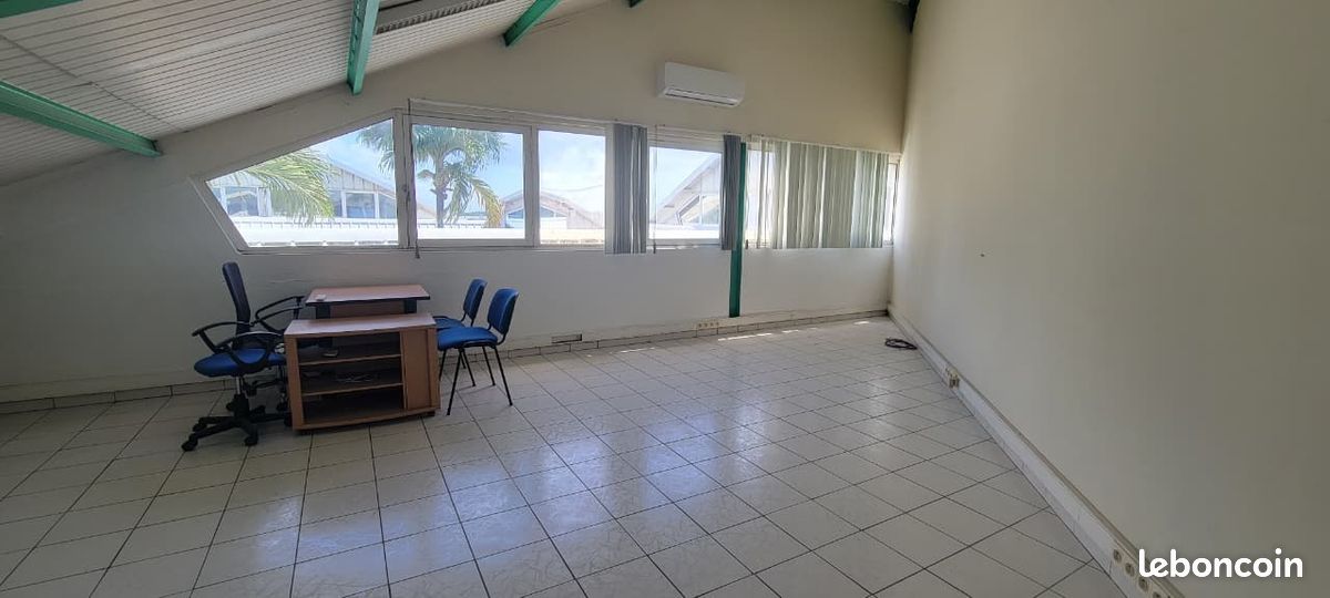 3 pièces 60 m² · à Baie-Mahault · 60 m² · 890 €/mois