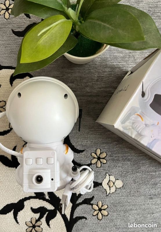 🤩 Astronaute Projecteur LED Veilleuse Galaxie & Étoiles 🌌 (image 4)