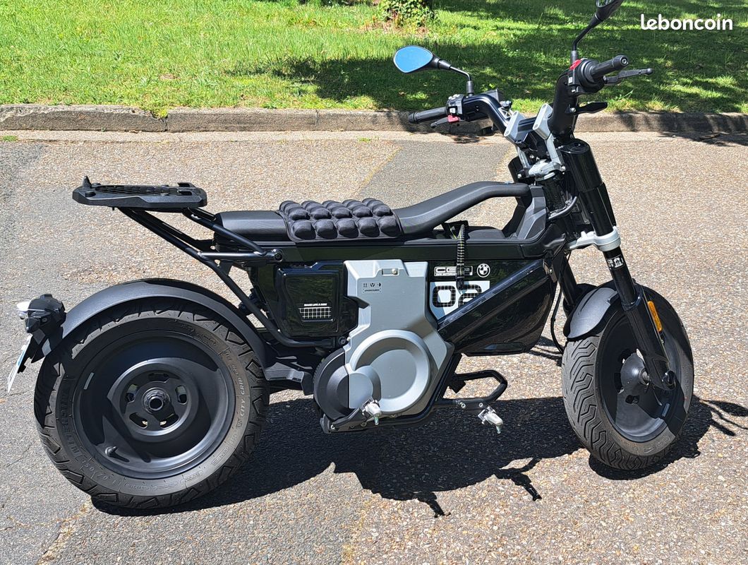 BMW scooter électrique CE02 équivalent 125 (image 1)