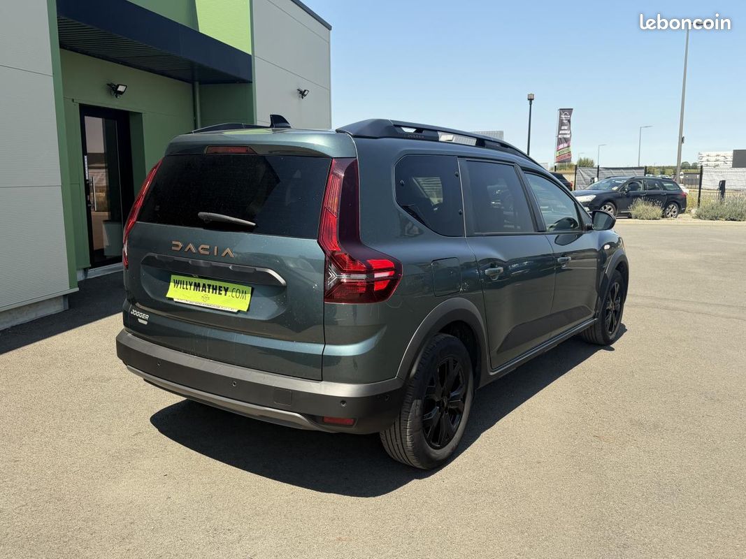 Dacia jogger 1.6 hybride 140 7pl automatique + camera de recul + gps + alerte angle mort (image 4)