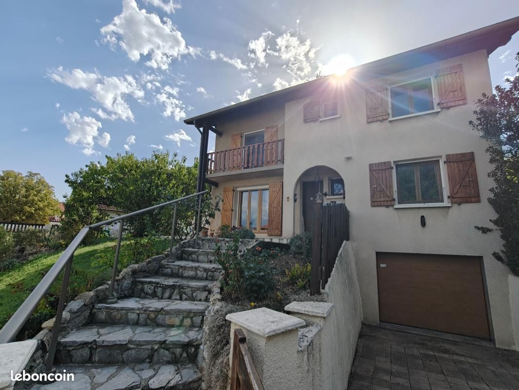 Maison 6 pièces 131 m² · à Seyssins · 131 m² · 568 000 €