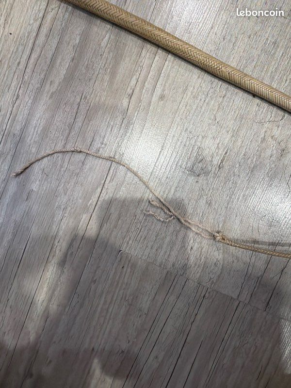 Fouet De Chasse à Veneur Country Sellerie Manche Bois Et Flotte Cuir - Neuf